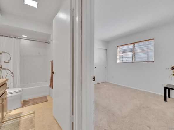 4055 Falcon St 102, San Diego CA 92103