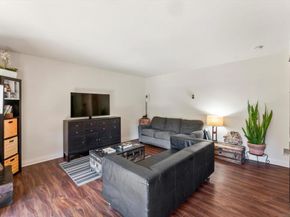 5483 Adobe Falls Rd. 7, San Diego CA 92120