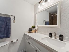 5483 Adobe Falls Rd. 7, San Diego CA 92120