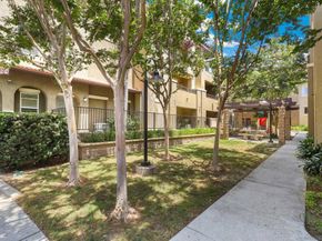 5447 Soho View Ter, San Diego CA 92105