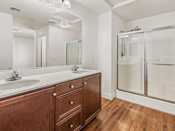 5447 Soho View Ter, San Diego CA 92105