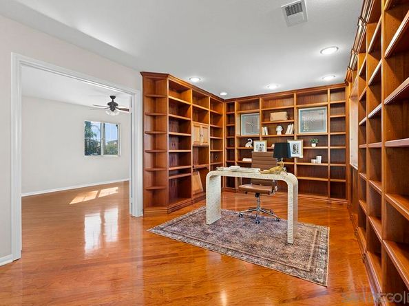 987 Palencia Ct, Chula Vista CA 91910