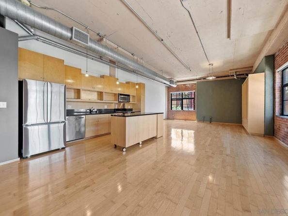 3940 7th Ave 206, San Diego CA 92103