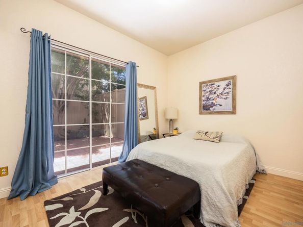 521 Arbor Dr 105, San Diego CA 92103