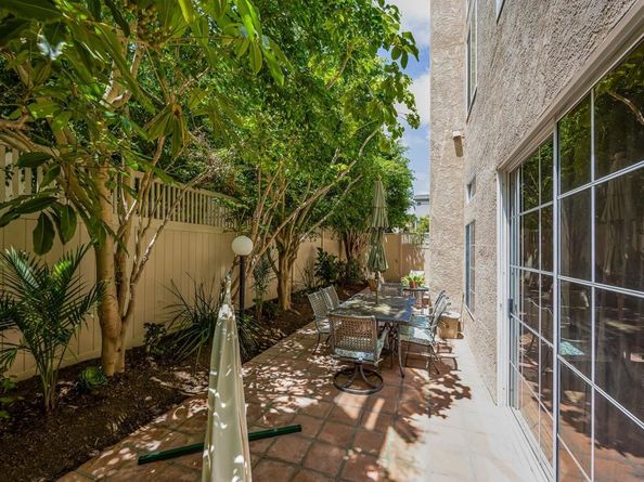 521 Arbor Dr 105, San Diego CA 92103