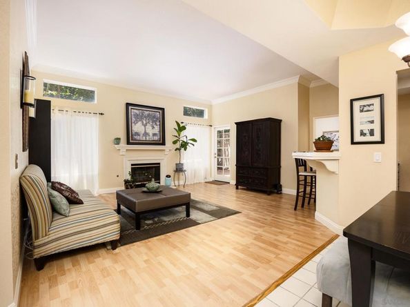 521 Arbor Dr 105, San Diego CA 92103