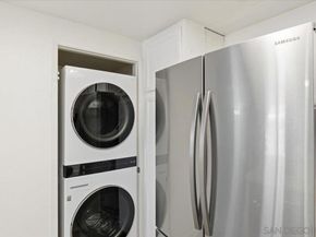 8825 Tamberly Way A, Santee CA 92071