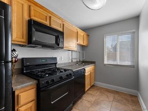1160 E Lexington 6, El Cajon CA 92019