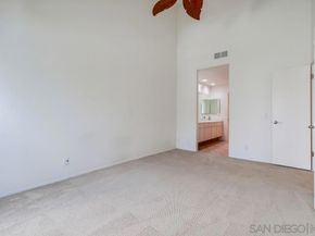 4044 Crystal Dawn Ln 203, San Diego CA 92122