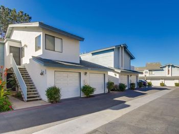 4044 Crystal Dawn Ln