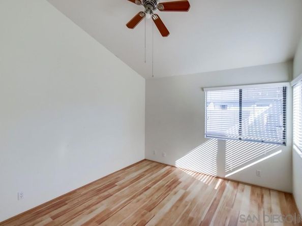 4044 Crystal Dawn Ln 203, San Diego CA 92122