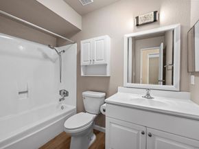 6911 Alvarado Rd 20, San Diego CA 92120