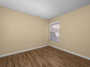 6911 Alvarado Rd 20, San Diego CA 92120