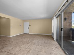 6911 Alvarado Rd 20, San Diego CA 92120