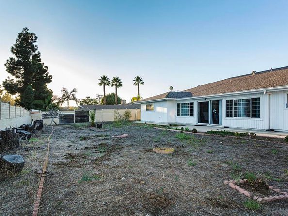 166 Via De Laurencio, Chula Vista CA 91910