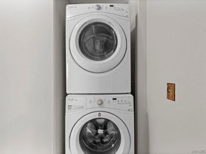 8503 Summerdale Rd 376, San Diego CA 92126