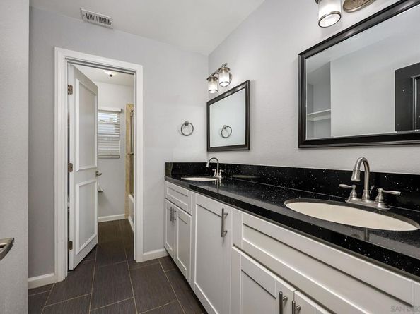 2167 Sunset Dr, Escondido CA 92025