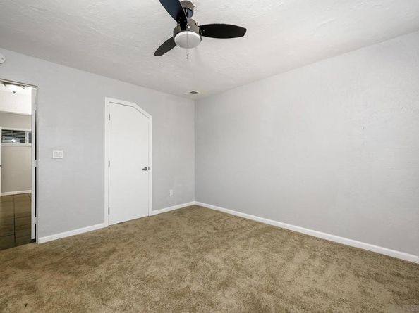 2167 Sunset Dr, Escondido CA 92025