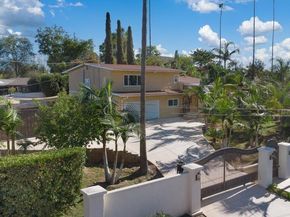 2167 Sunset Dr, Escondido CA 92025