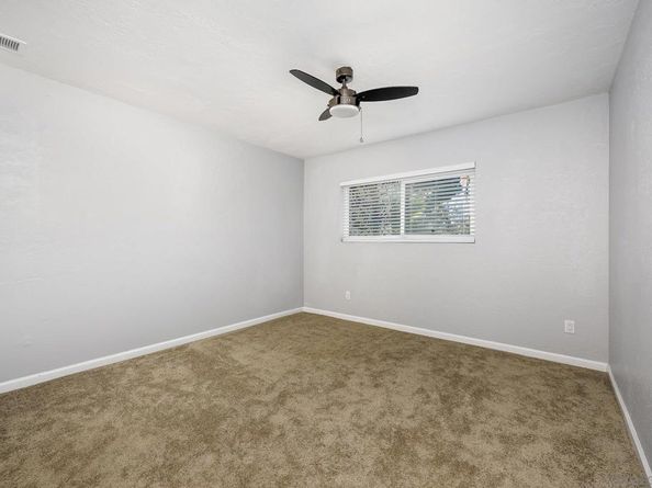 2167 Sunset Dr, Escondido CA 92025