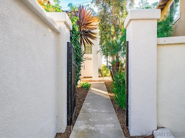 1736 Blackbird Cir, Carlsbad CA 92011