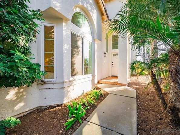 1736 Blackbird Cir, Carlsbad CA 92011