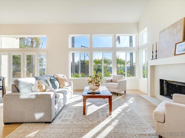 1736 Blackbird Cir, Carlsbad CA 92011