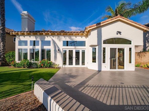 1736 Blackbird Cir, Carlsbad CA 92011