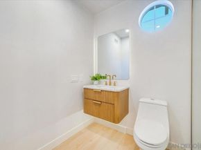 1736 Blackbird Cir, Carlsbad CA 92011