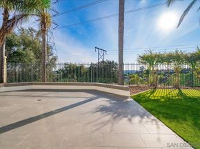 1736 Blackbird Cir, Carlsbad CA 92011