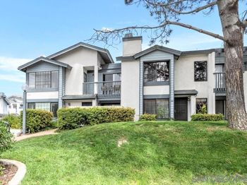 4044 Crystal Dawn Ln