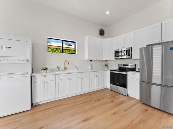 703 40th St, San Diego CA 92102