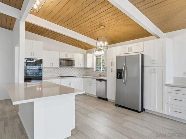 4985 Pacifica, San Diego CA 92109