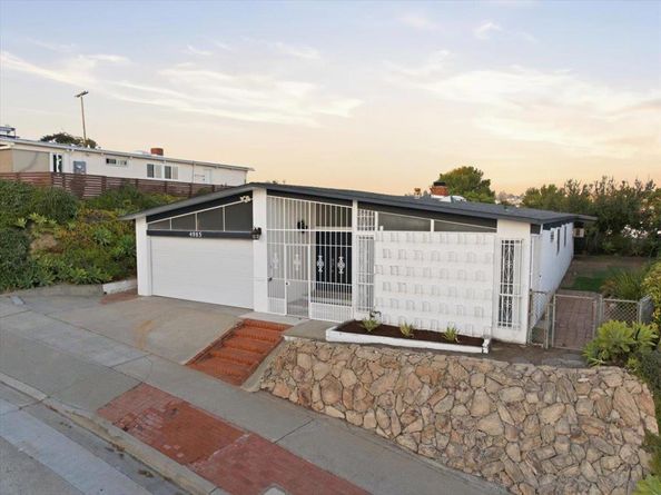 4985 Pacifica, San Diego CA 92109