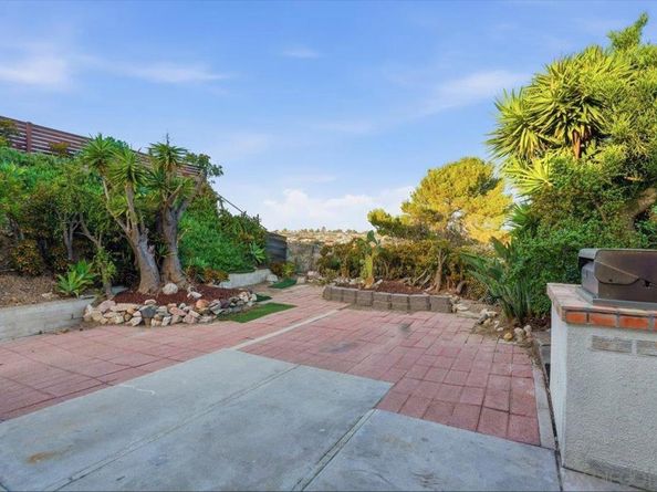 4985 Pacifica, San Diego CA 92109