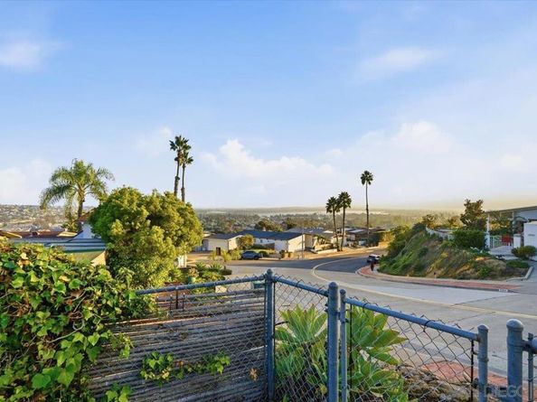 4985 Pacifica, San Diego CA 92109