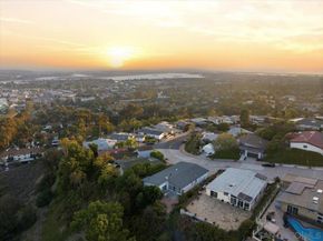 4985 Pacifica, San Diego CA 92109