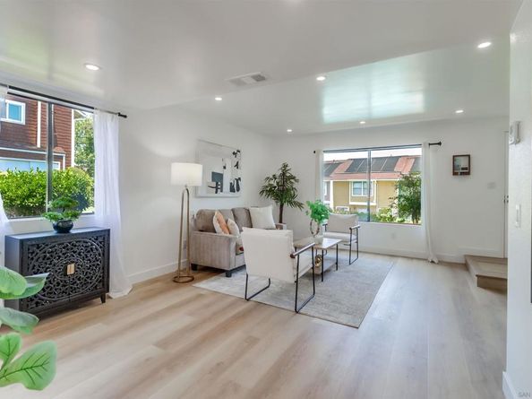 7827 Rancho Fanita Dr H, Santee CA 92071