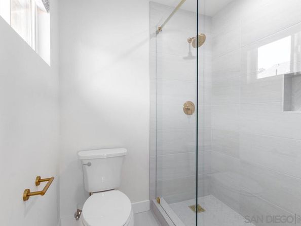 2419 Chicago Street, San Diego CA 92110