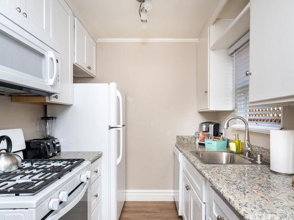 2646 2650 Juan Street, San Diego CA 92110