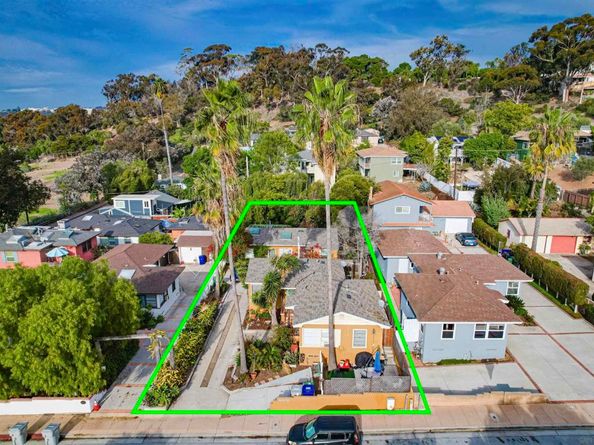 2646 2650 Juan Street, San Diego CA 92110