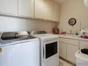 2114 Willowbrook, Escondido CA 92029