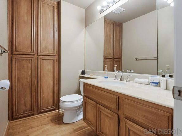 2114 Willowbrook, Escondido CA 92029