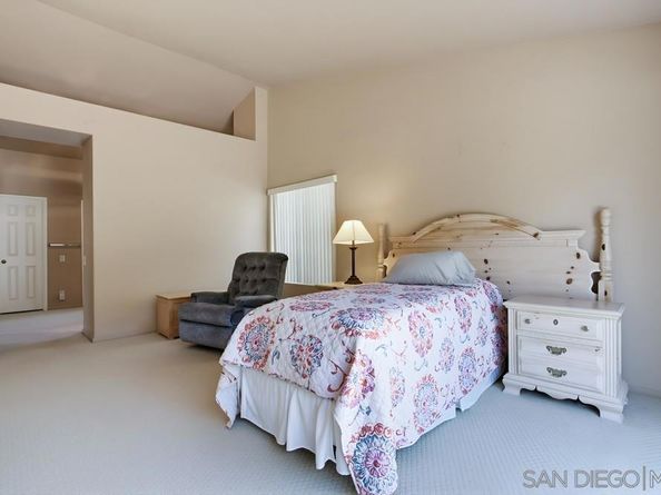 2114 Willowbrook, Escondido CA 92029