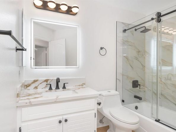 73 Lehigh Aisle 71, Irvine CA 92612