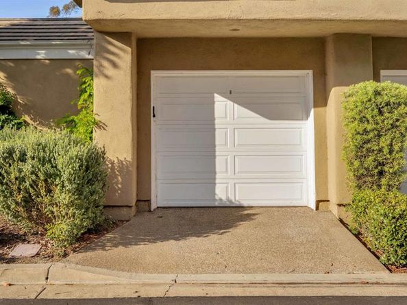 73 Lehigh Aisle 71, Irvine CA 92612