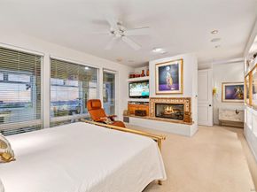 7215 Daffodil Pl, Carlsbad CA 92011