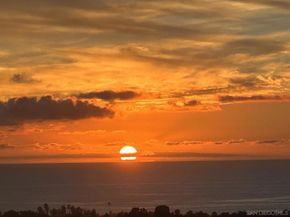 7215 Daffodil Pl, Carlsbad CA 92011