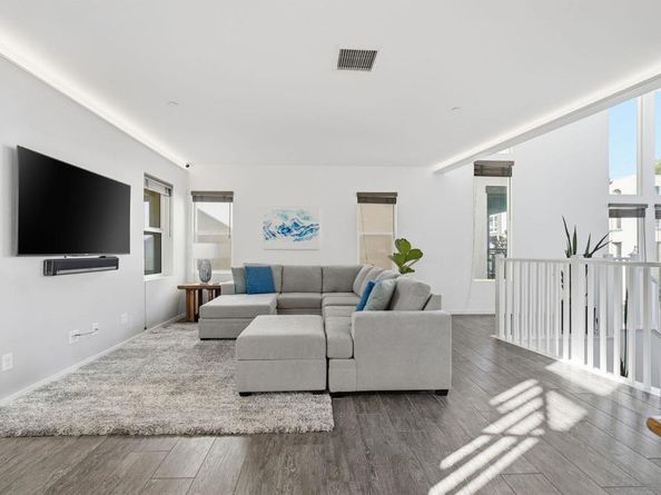 8337 Summit way, San Diego CA 92108