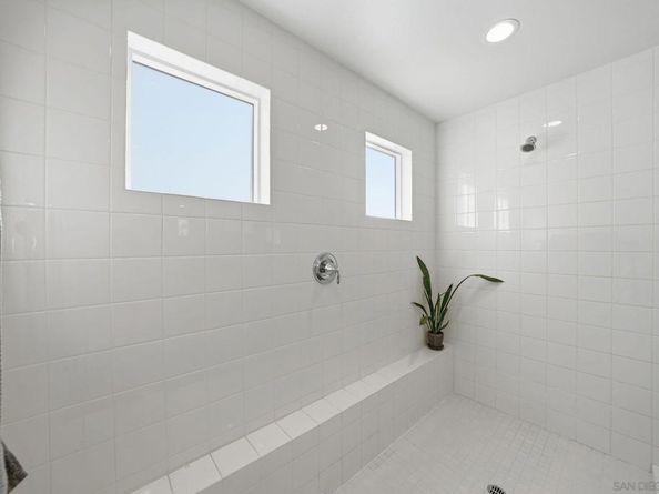 8337 Summit way, San Diego CA 92108